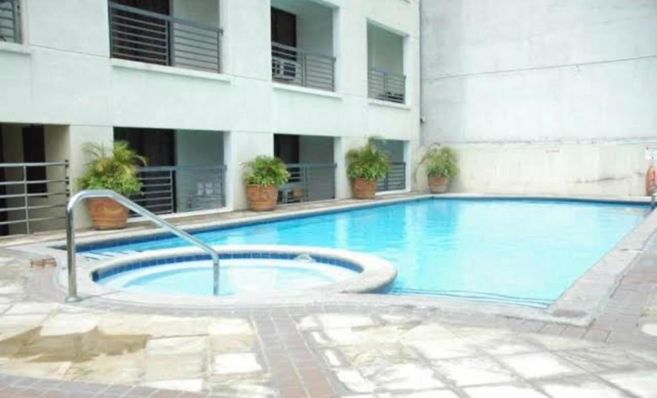 Poolside Family Room Greenbelt Makati Makati City Ngoại thất bức ảnh