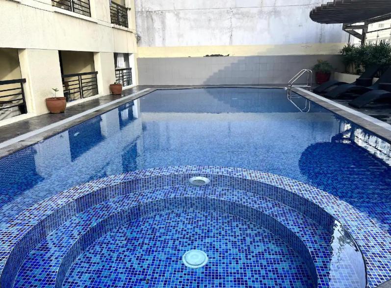 Poolside Family Room Greenbelt Makati Makati City Ngoại thất bức ảnh